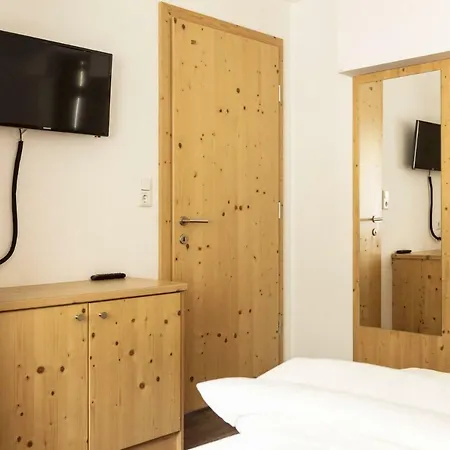 Baeckelar's * Зёльден